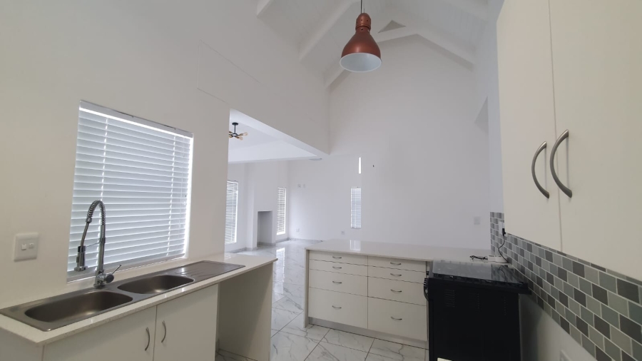 2 Bedroom Property for Sale in Lampiesbaai Western Cape